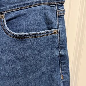 Madewell High-Rise Button-Fly Jeans - Medium Blue